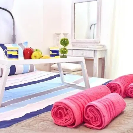 Olive And Blue Retreat וילה